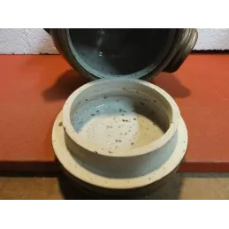 POT EN GRES HT.15CM  DIAMETRE 16CM