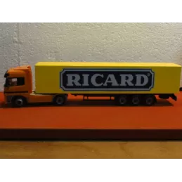 CAMION MERCEDES RICARD  LONGUEUR TRACTEUR + REMORQUE  38CM