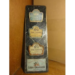 TOLE LITHO PORTE COURRIER CHAMPAGNE LEON CHANDON 35CM X11.50CM