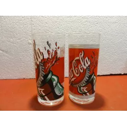 DEUX VERRES COCA-COLA DIFFERENTS HT 14.50CM