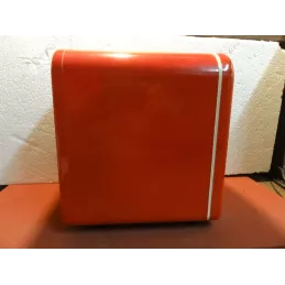 REFRIGERATEUR  ROUGE 28CM X25CM X18.50CM