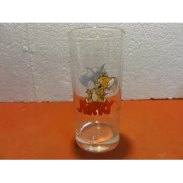 1 VERRE TOM AND JERRY HT.13.50CM ANNEE 2001