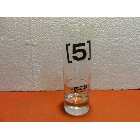 1 VERRE  LABEL5 22CL HT 15.20CM