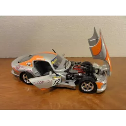 1 VOITURE  VIPER GTS COUPE 1/24