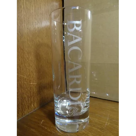 6 VERRES BACARDI  RUM HT 16CM