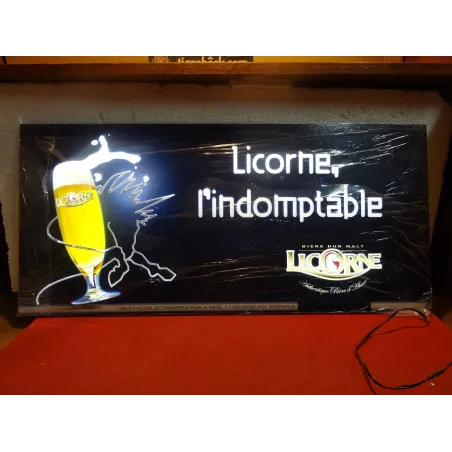 ENSEIGNE LICORNE L'INDOMTABLE  65CM X30CM