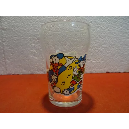 1 VERRE DISNEY  HT 10CM