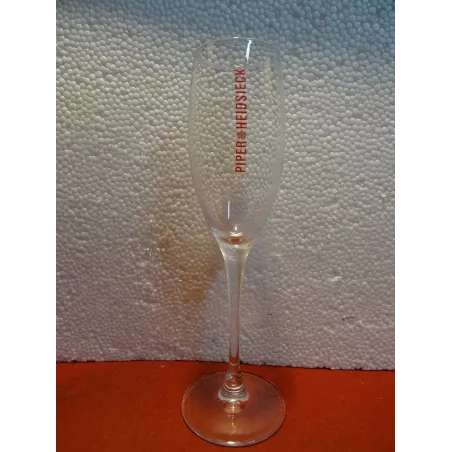 6 FLUTES PIPER-HEIDSIECK 15CL HT. 22CM