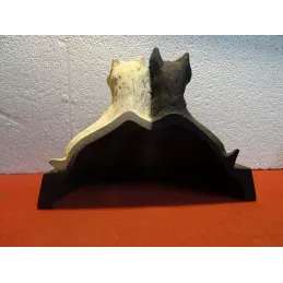 FIGURINE BLACK&WHITE  EN RESINE  26CM X18CM