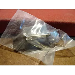 BROCHE RICARD