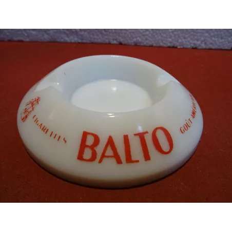 CENDRIER BALTO  EN OPALINE  DIAMETRE 10.50CM