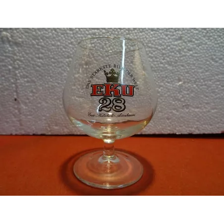 1 VERRE EKU 28 20CL HT 11.30CM