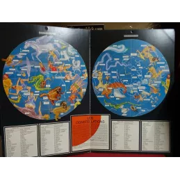 LE GRAND LIVRE DE L'ESPACE  61CM X40CM  1989