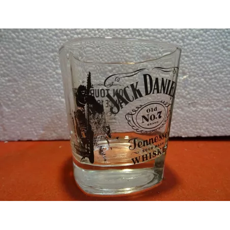 1 VERRE  JACK DANIEL'S COLLECTOR 1/4 HT.9CM