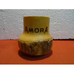 1 POT  AMORA  DIAMETRE 5CM...