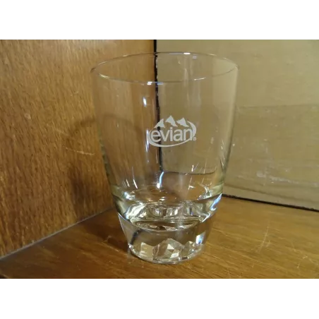 6 VERRES EVIAN  HT 10.50CM