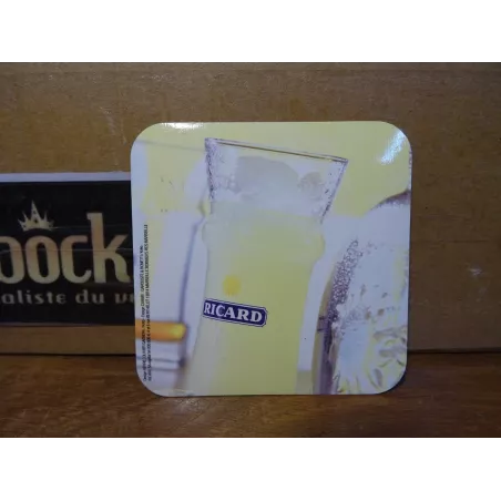 MAGNET RICARD  8CM X8CM  VERRE GAGNERE