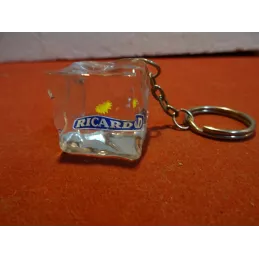 PORTE CLE RICARD 2.50CM X2.50CM X2.50CM