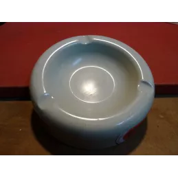 CENDRIER  LUCKY STRIKE EN TOLE  DIAMETRE 12CM