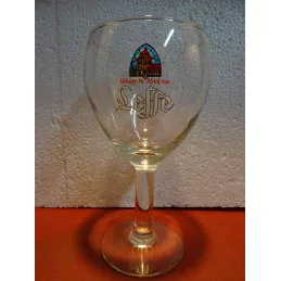 1 VERRE LEFFE 50CL  HT 21CM