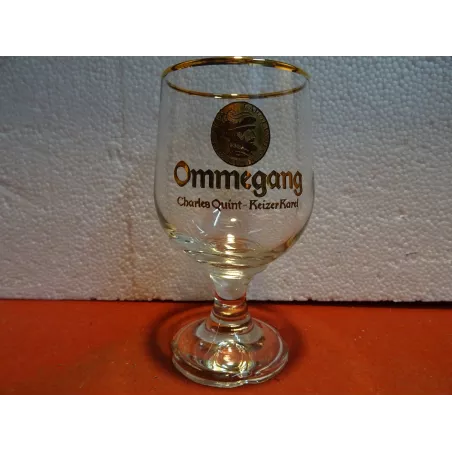 1 VERRE OMMEGANG CHARLES QUINT 33CL  HT 17.20CM