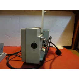 PROJECTEUR SUPER HUIT