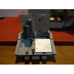 PROJECTEUR SUPER HUIT