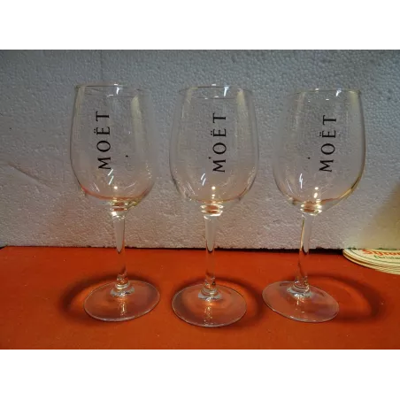 3 VERRES MOET HT .20.20CM