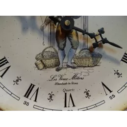PENDULE  LES VIEUX METIERS  DIAMETRE 25.50CM