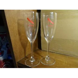 2 FLUTES CHAMPAGNE MUMM  10CL  HT 19CM