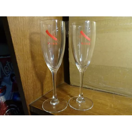 2 FLUTES CHAMPAGNE MUMM  10CL  HT 19CM