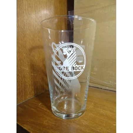 1 VERRE TIGRE BOCK 50CL HT 15CM