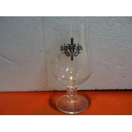 2 VERRES VICTORIA 33CL    HT 18.20CM