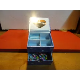BOITE  A BIJOUX FROZEN  DISNEY  10CM X11CM X8.50CM