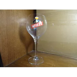 6 VERRES WIEZE  33CL  HT 21.50CM