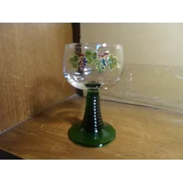 6 VERRES A VIN BLANC  10CL HT 11.30CM