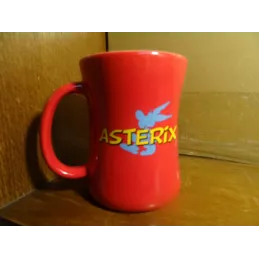 MUG ASTERIX HT.11.30CM ANNEE 2005