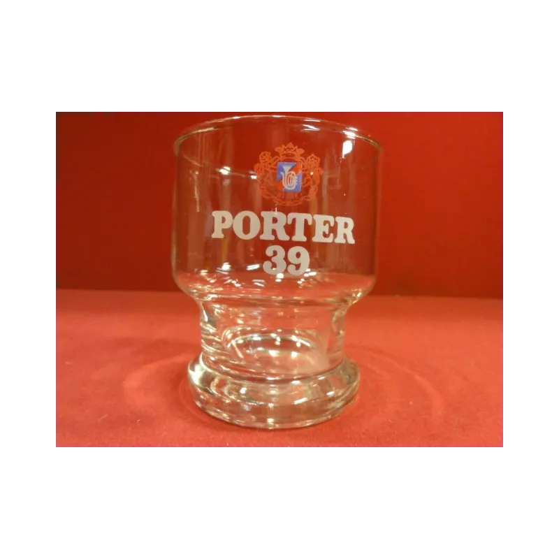 1 VERRE PORTER 39  25 CL