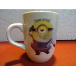 MUG MINION  HT 11.50CM