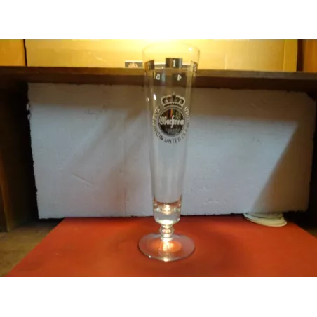 1 VERRE WARSTEINER 1 LITRE  HT 38.70CM