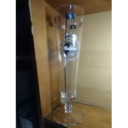 1 VERRE WARSTEINER 1 LITRE  HT 38.70CM