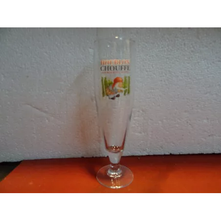 1 VERRE HOUBLON CHOUFFE  25CL  HT 22.30CM