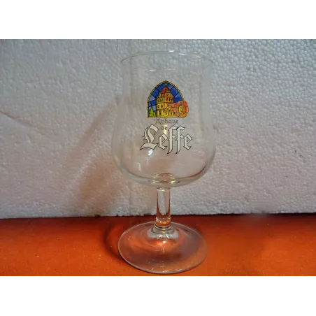 1 VERRE LEFFE 25CL