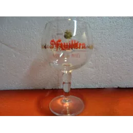 1 VERRE SAINT FEUILLIEN CUVEE DE NOEL  15CL HT 14CM
