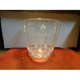 VASQUE CHAMPAGNE JOSEPH PERRIER  POUR 3 BOUTEILLES