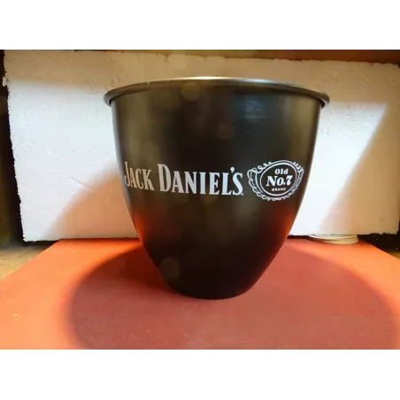 SEAU JACK DANIEL'S EN TOLE  HT 24CM DIAMETRE 25CM