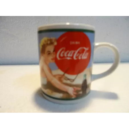 MINI MUG COCA-COLA  HT 7CM