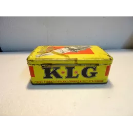 1 BOITE BOUGIE K L G ORANGE 15.50CM X9CMX5.50CM