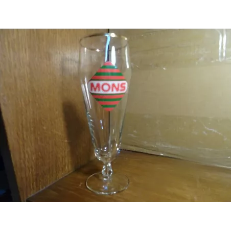 1 VERRE MONS  25CL HT.19.50CM