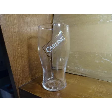 1 VERRE CARLING 50CL HT 16.30CM